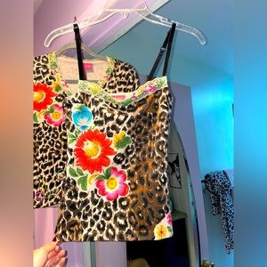 VTG!! Charlotte Tarantola Two-Piece Leopard and Floral Tank/Cardigan Set🐆